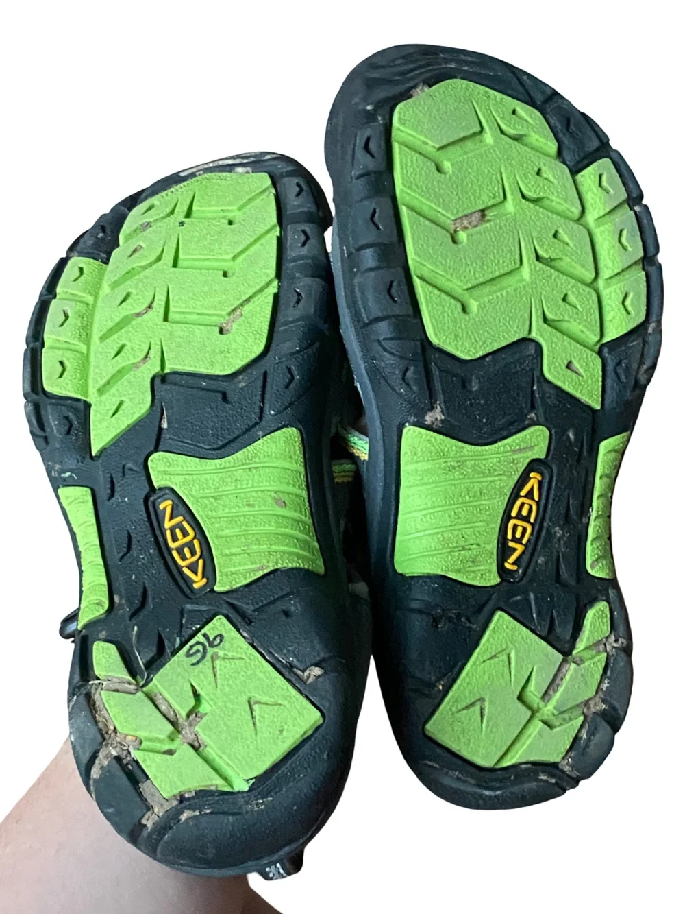 Keen Newport H2 kids’ green and grey waterproof hiking sandals size US 2